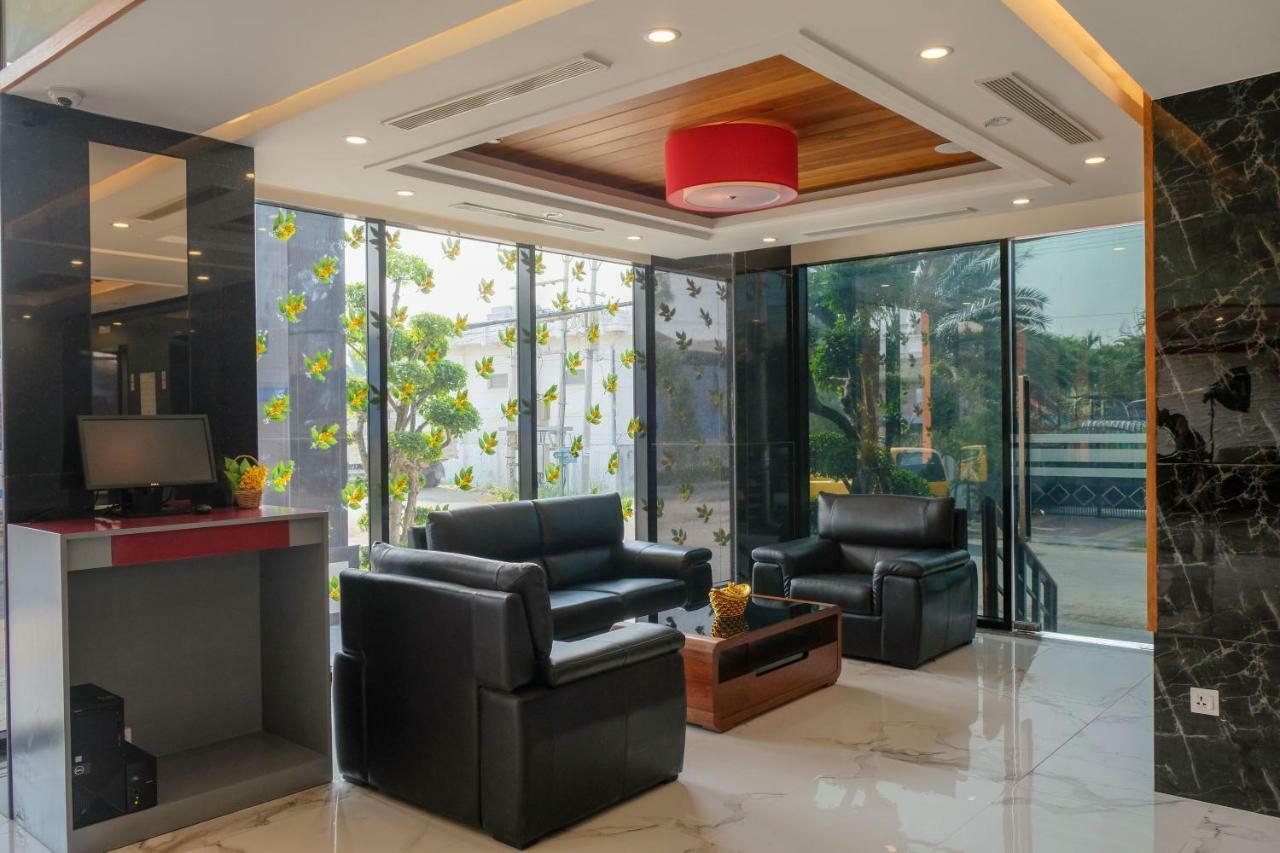 Ritz Grand Hotel Mandalay Exterior foto