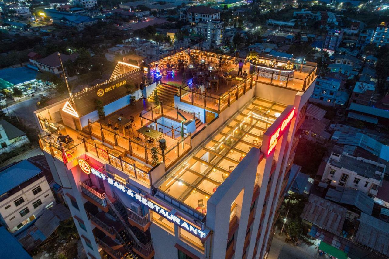 Ritz Grand Hotel Mandalay Exterior foto