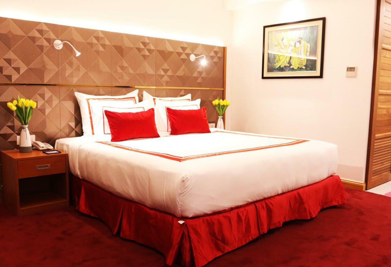 Ritz Grand Hotel Mandalay Exterior foto